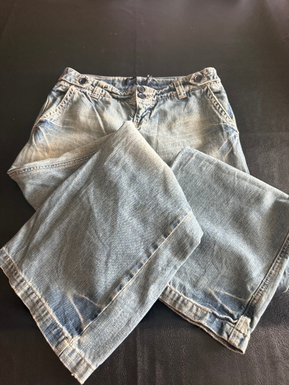 Vintage Lond Distressed Blue Jean Wide Leg Size 6